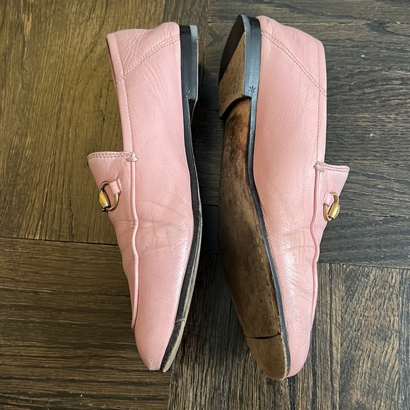 These are AUTHENTIC USED GUCCI Rose Pink Jordan leather loafers size 36.5 - Picture 3 of 16